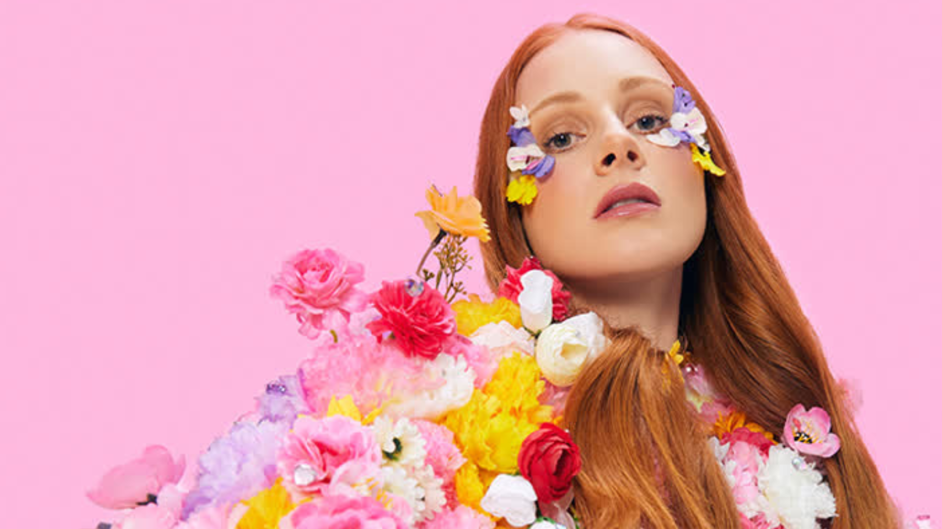 Podcast S5 EP22: Interview With The Sensational Singer-Songwriter, Vera Blue